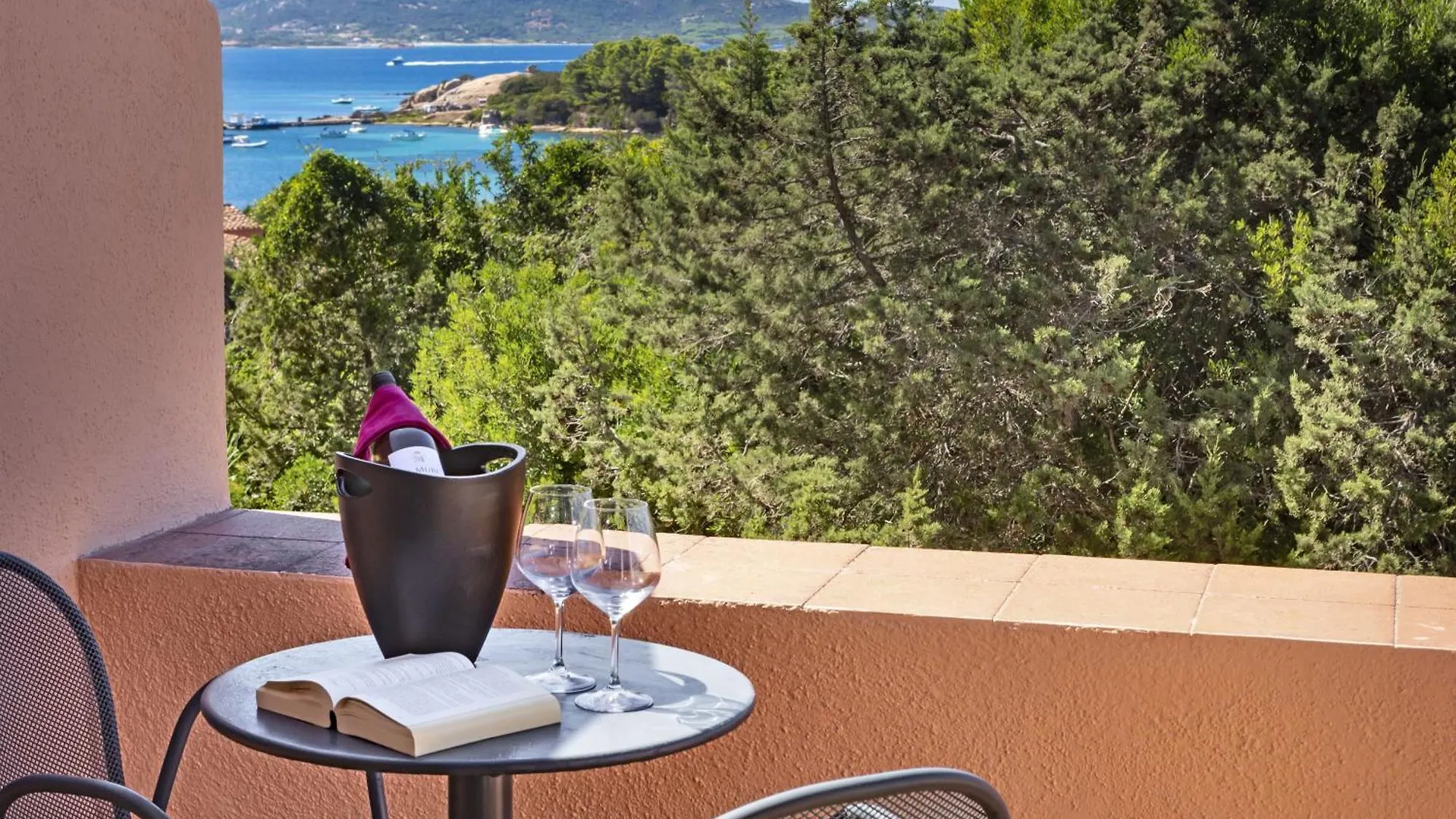 Hotel Sole Mare Baja Sardinia